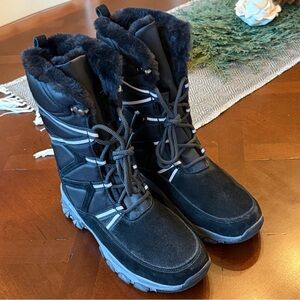 New Lands End Snow boots